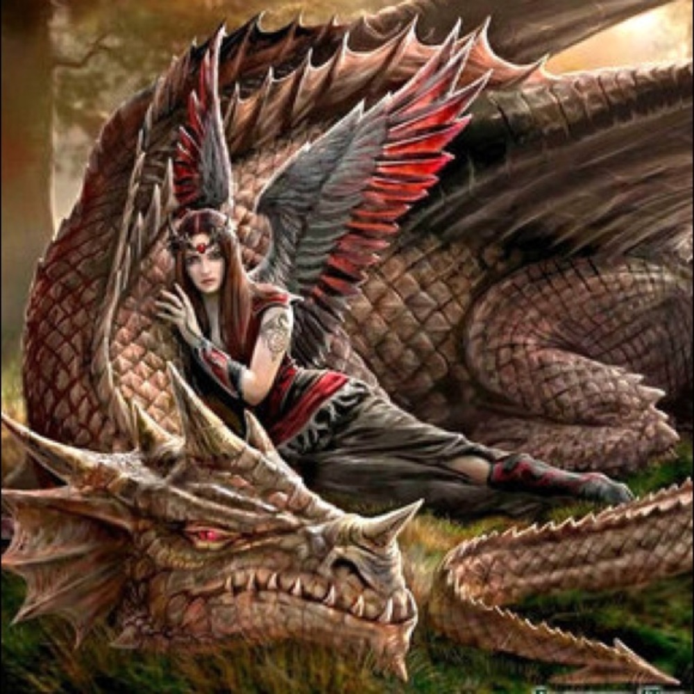 Meet your Posher, Cynthia